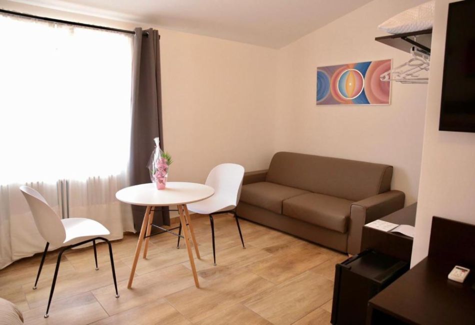junior suite ZETA ROOMS (8)